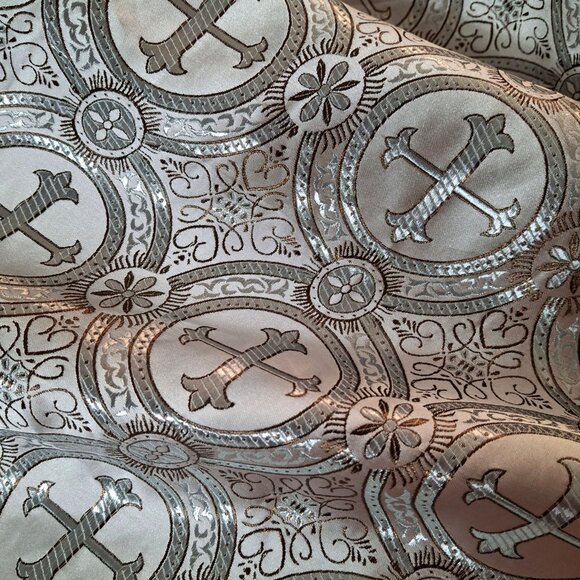 Fabric - Satin Brocade Silver Metallic Lustrous Gothic Print Fabric 3yd x 46in - Picture 5 of 16